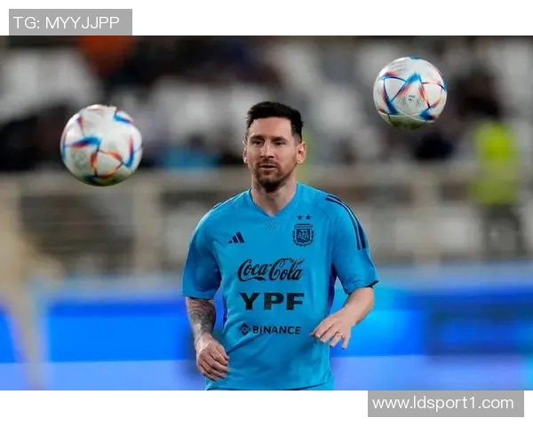 瓜迪奥拉曾言梅西助力阿根廷争夺世界杯荣耀的20年回顾