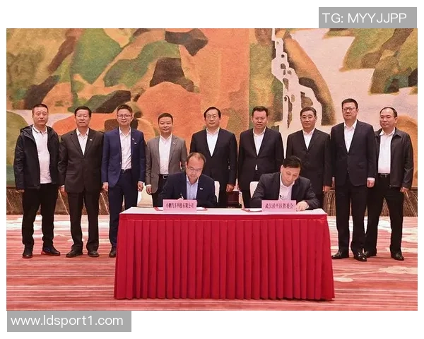 科菲正式签约一年合同280万保障日期定于明年一月末