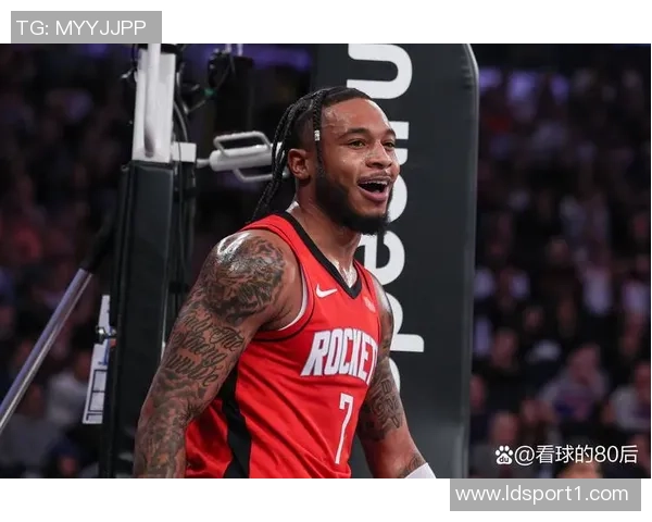 Lowe称赞三球进攻能力出众难以找到类似球员 Lowe称赞三球进攻能力出众难以找到类似球员