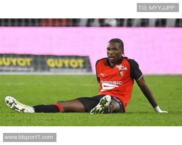 切尔西冬窗目标锁定雷恩小将雅奎特加强中卫阵容