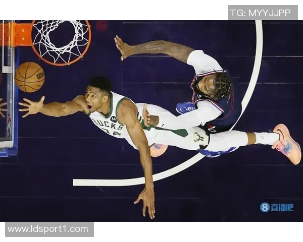 字母哥32分钟内表现出色却无力挽回局势贡献26分11板8助令人唏嘘 字母哥32分钟内表现出色却无力挽回局势贡献26分11板8助令人唏嘘