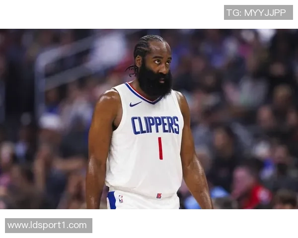 比尔称赞哈登无与伦比的名人堂地位强调其无私精神的重要性