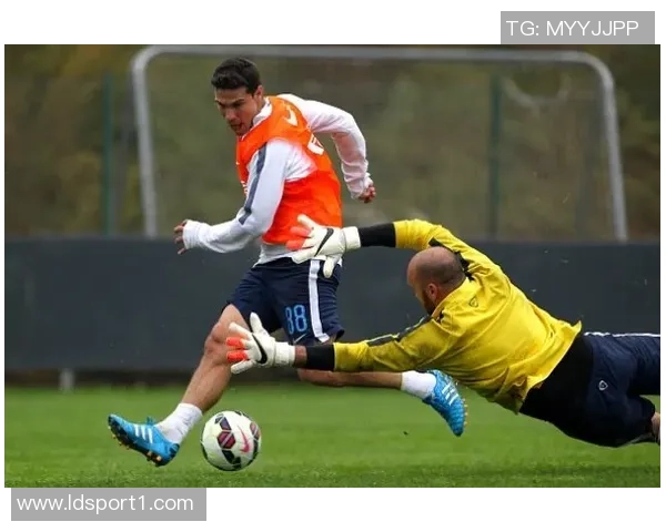 埃尔纳内斯：国米展现意大利足球之巅的实力与风采